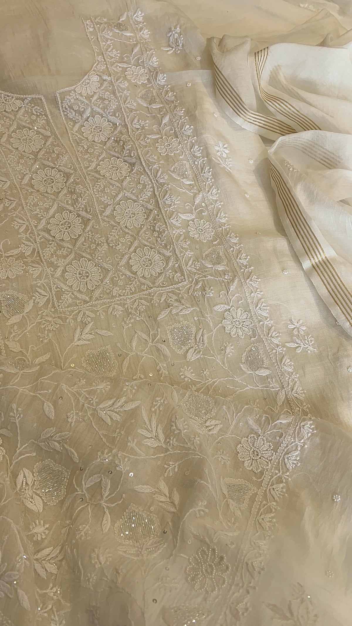 Pure lucknowi Mul handwork chikankari Kurta Dupatta set