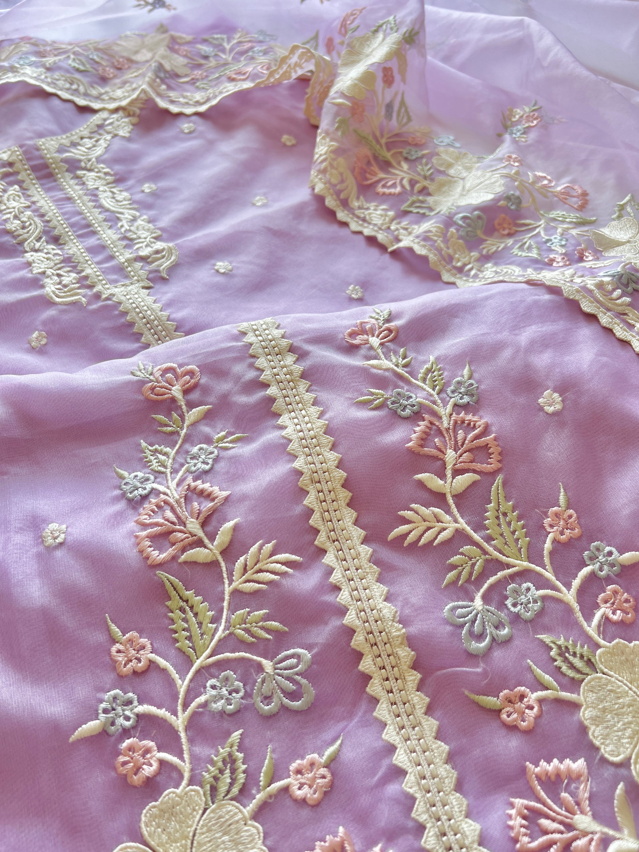 Purple Parsi Embroidered Organza Un-stitched Suit set