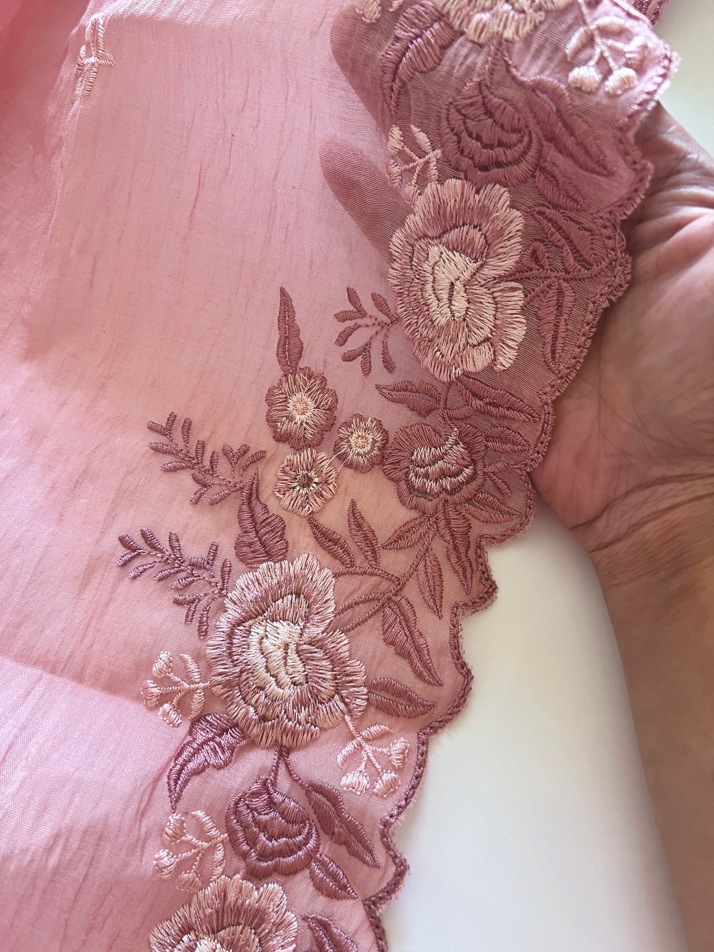 Pinkish Mul Chanderi Thread embroidered Unstitched Suit