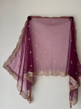 Net dupatta with scallop golden border