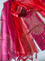 Pink soft Organza crepe with Pitta work and bandej