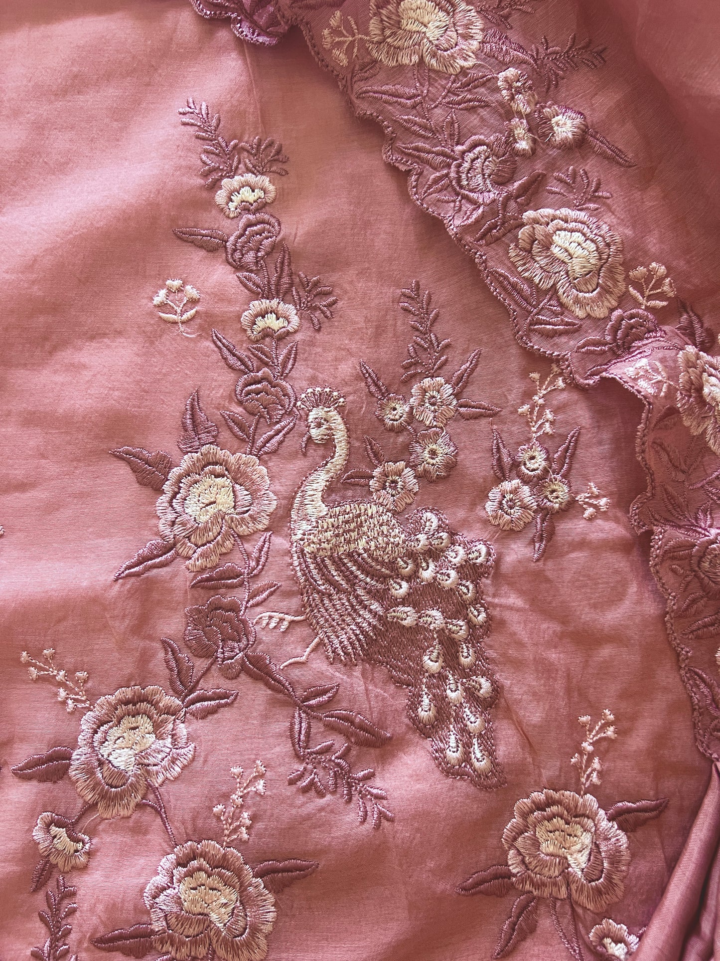 Pinkish Mul Chanderi Thread embroidered Unstitched Suit