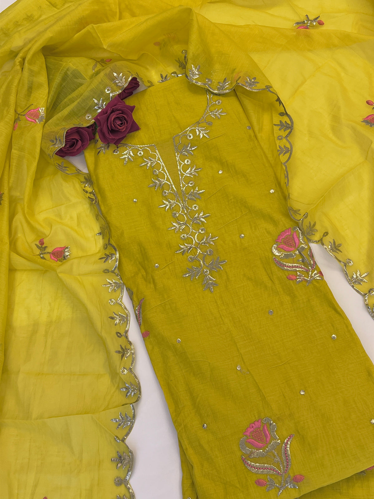 Pitta with thread work on Mul Chanderi dress material - Unstitched Suit set