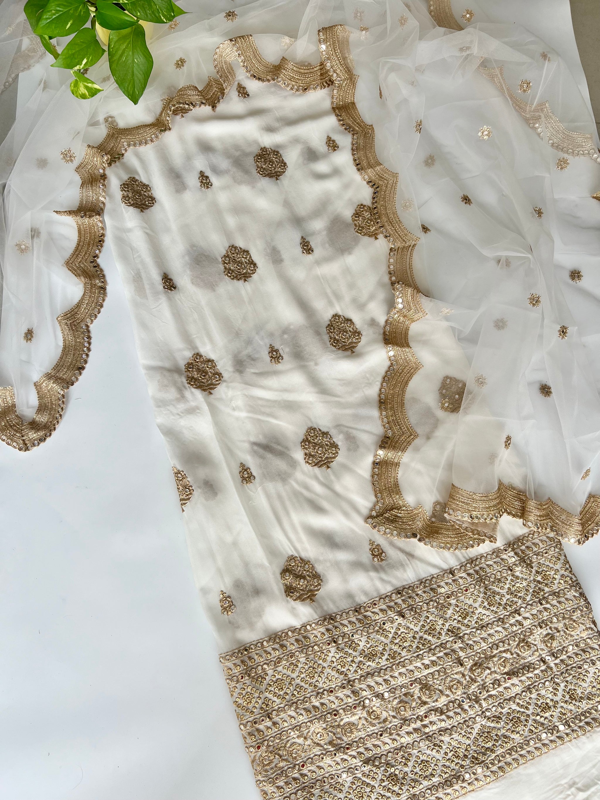 Sabyasachi concept kurta dupatta set Unstitched