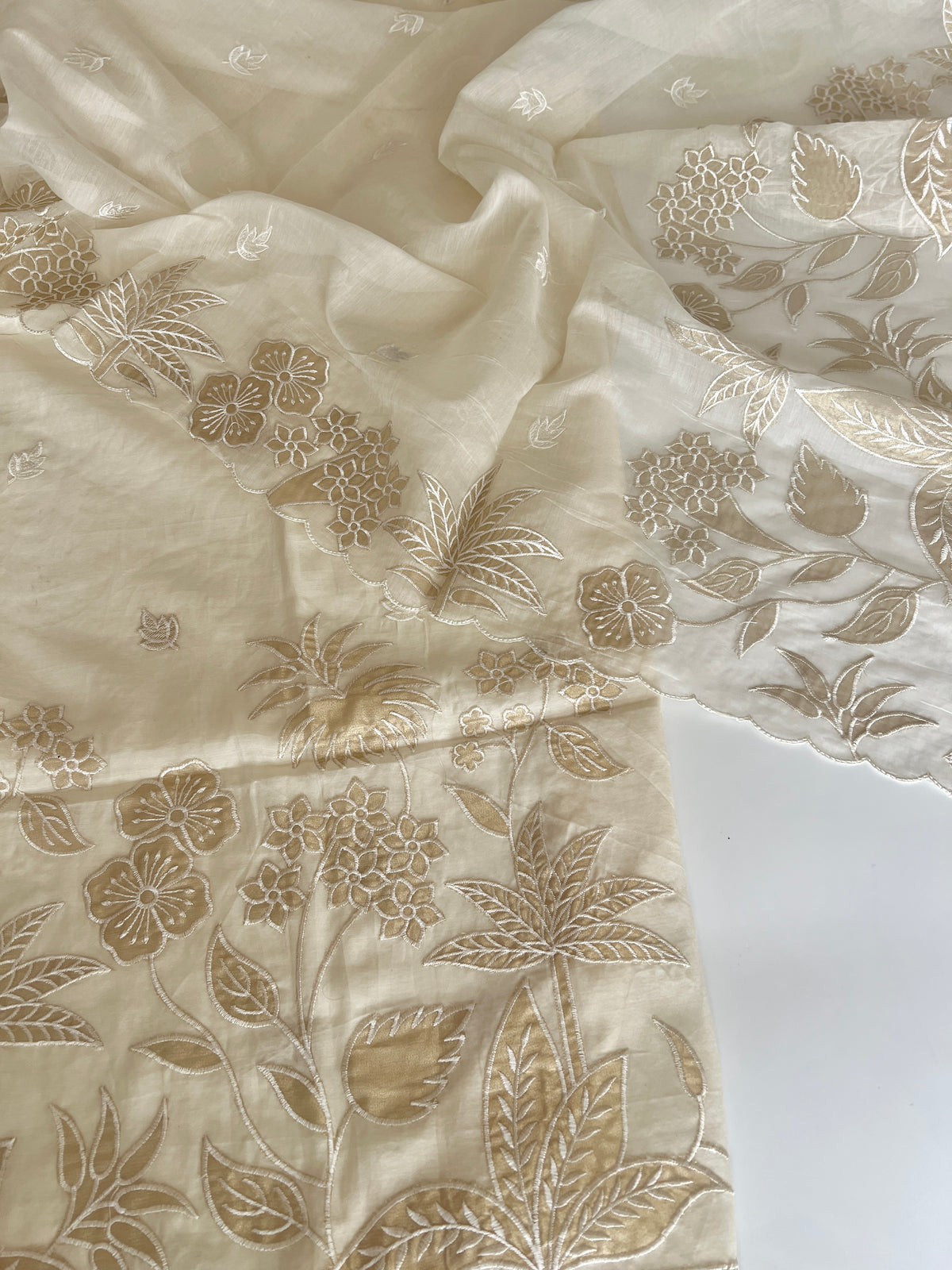 Pure Banarasi Mul Satin Kurta dupatta set with Tissue cutwork embroidery