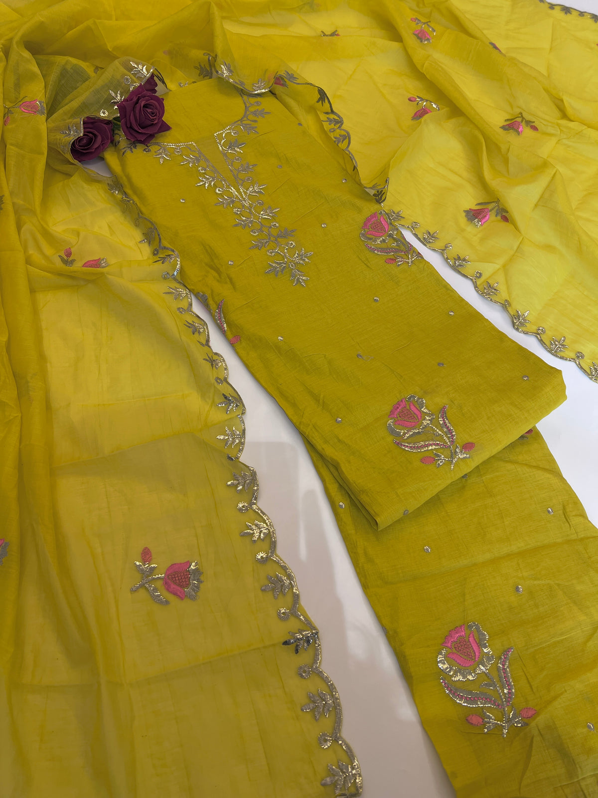 Pitta with thread work on Mul Chanderi dress material - Unstitched Suit set