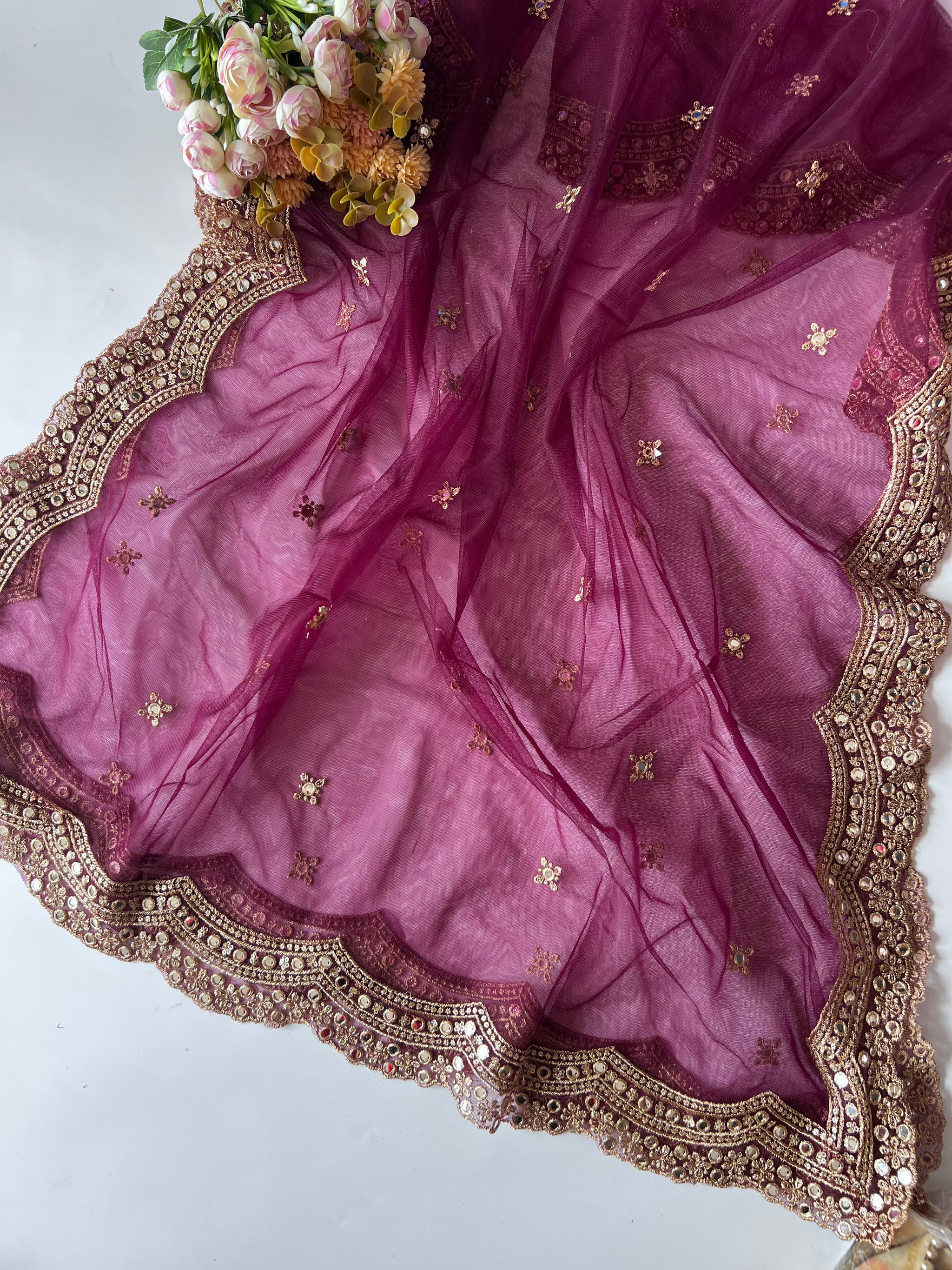Net dupatta with scallop golden border