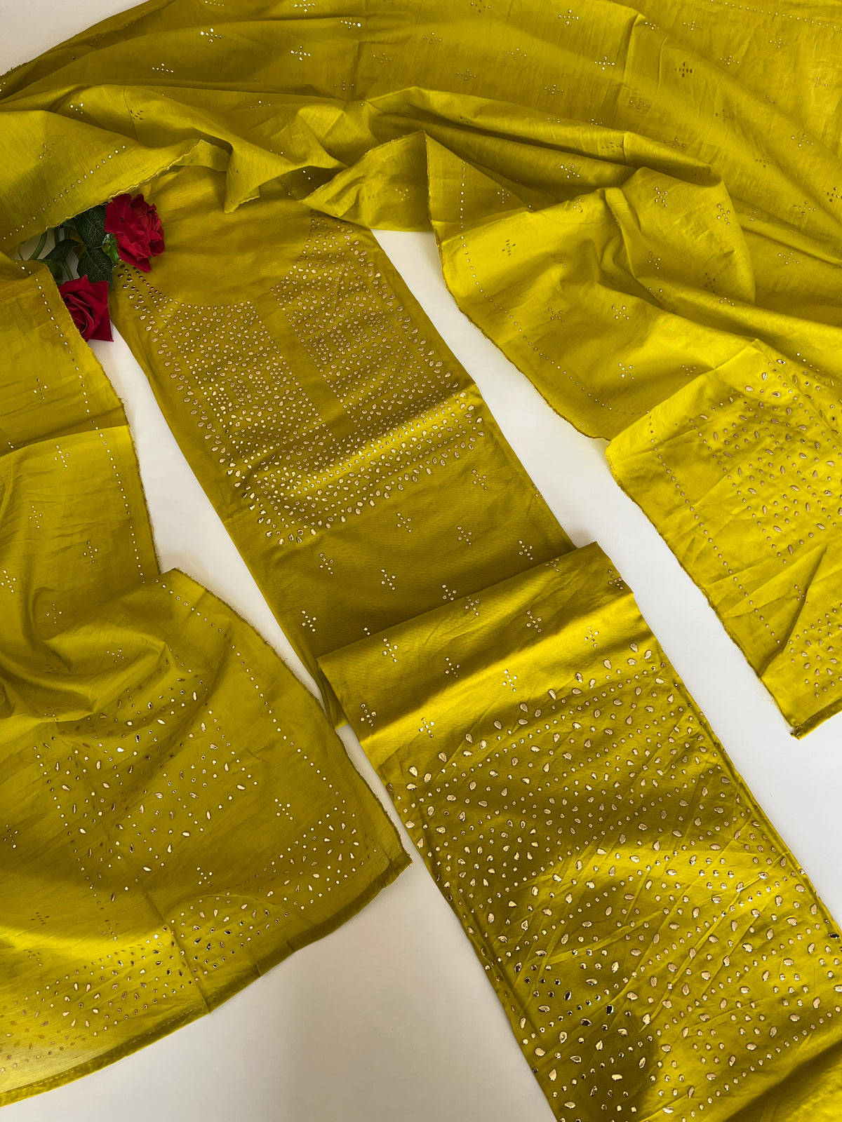 Mul Chanderi dress material with mukaish geometric