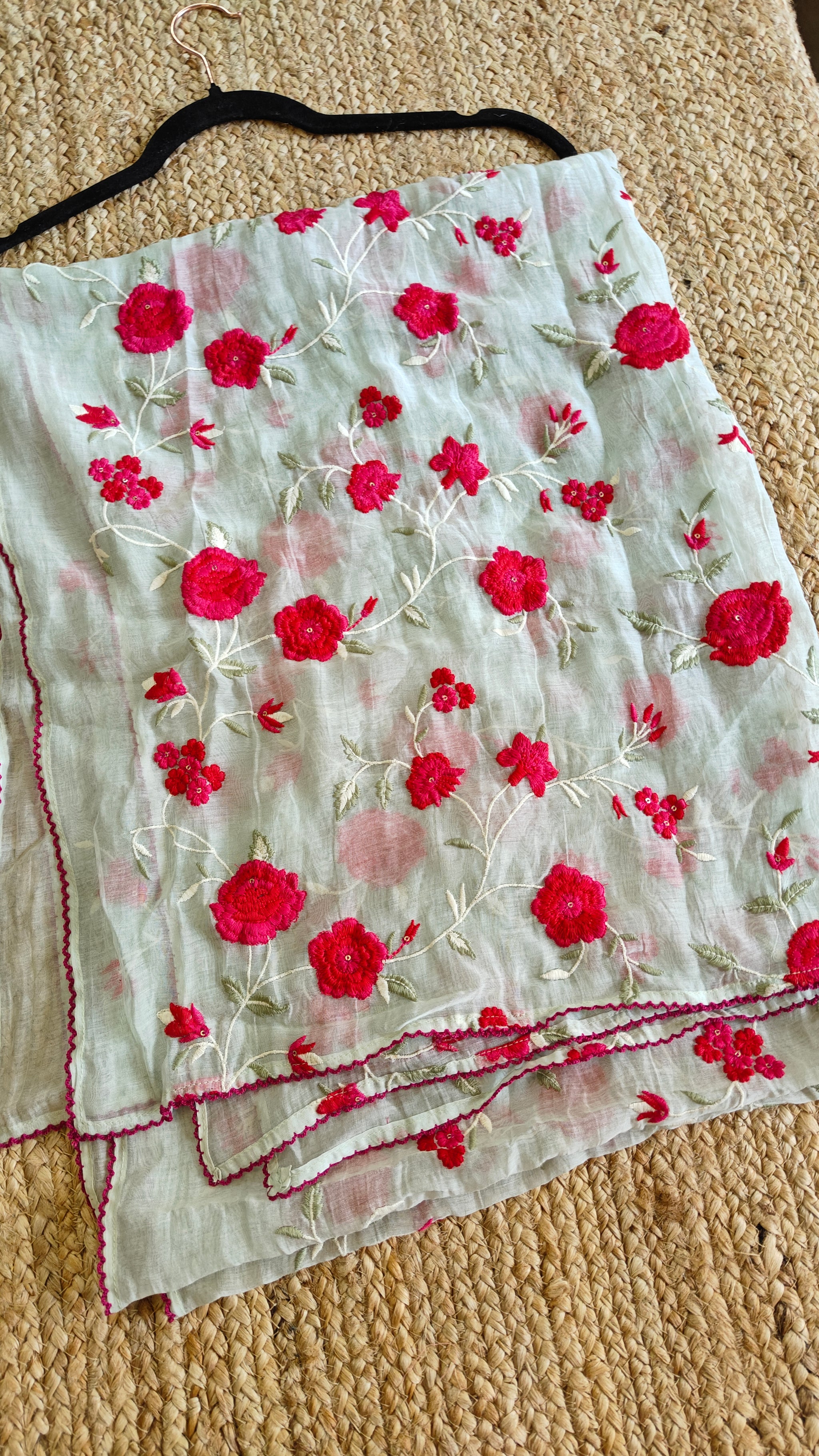 Pure Maheshwari dupatta with floral embroidery