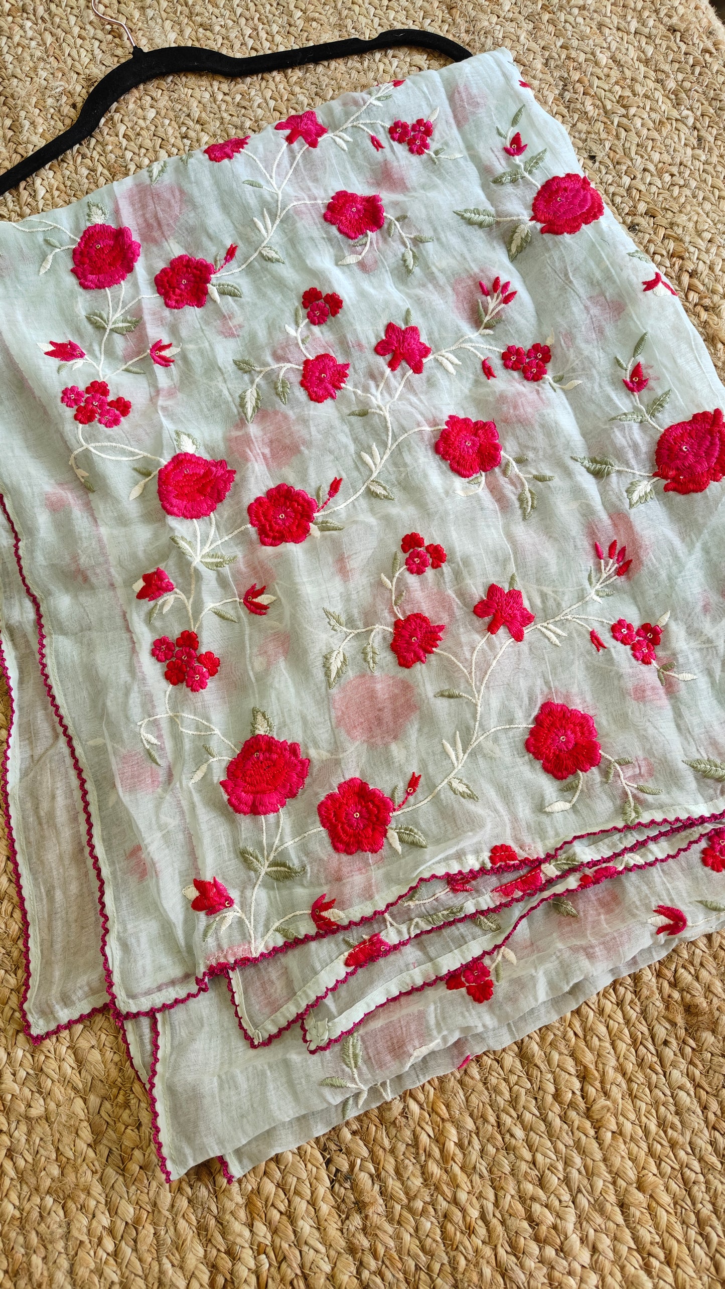Pure Maheshwari dupatta with floral embroidery