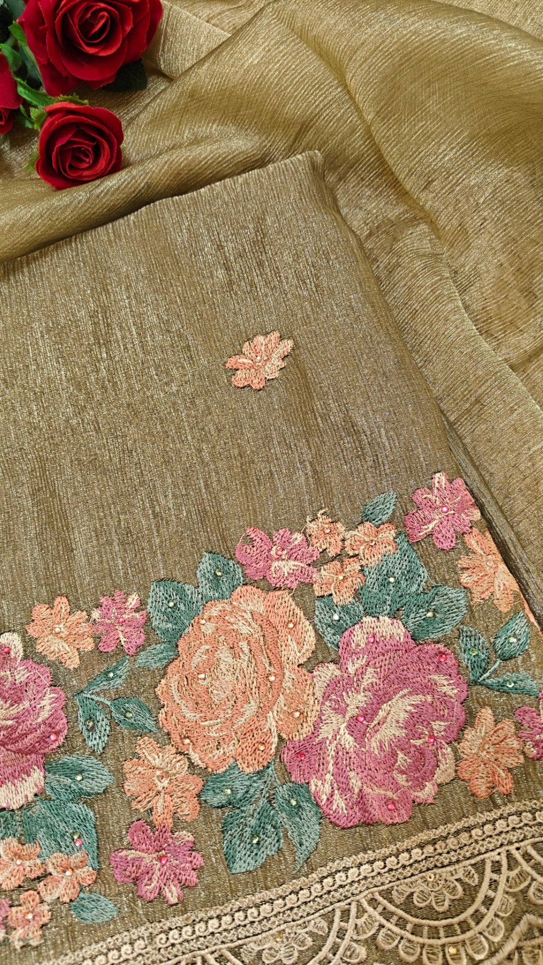 Crush tissue with flower embroidery