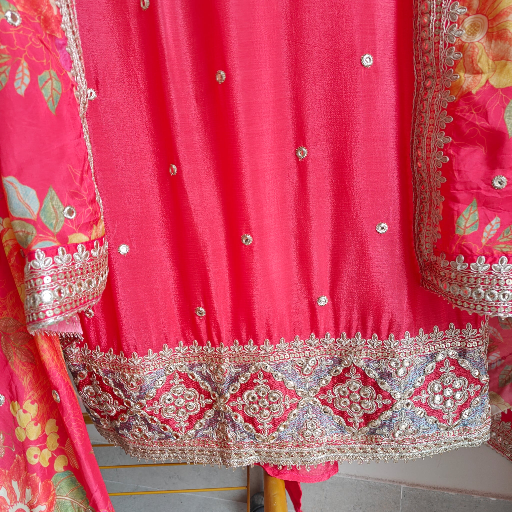 Printed Dupatta Festive wear unstitched Dress Material