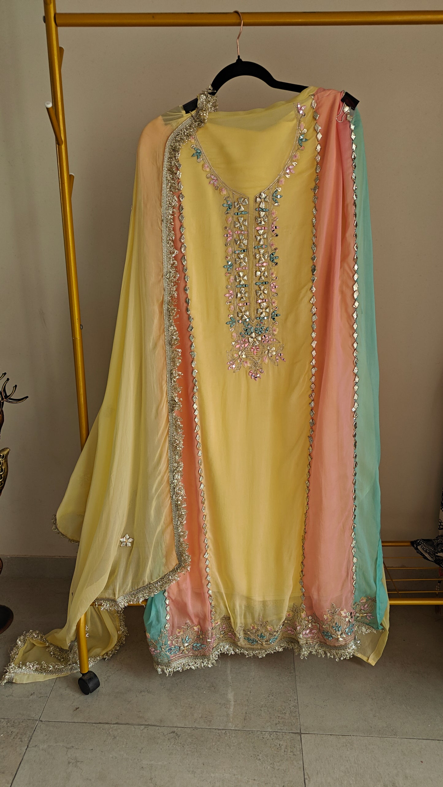 Georgette Gotta Patti Unstitched Suit