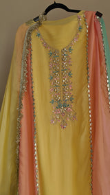 Georgette Gotta Patti Unstitched Suit