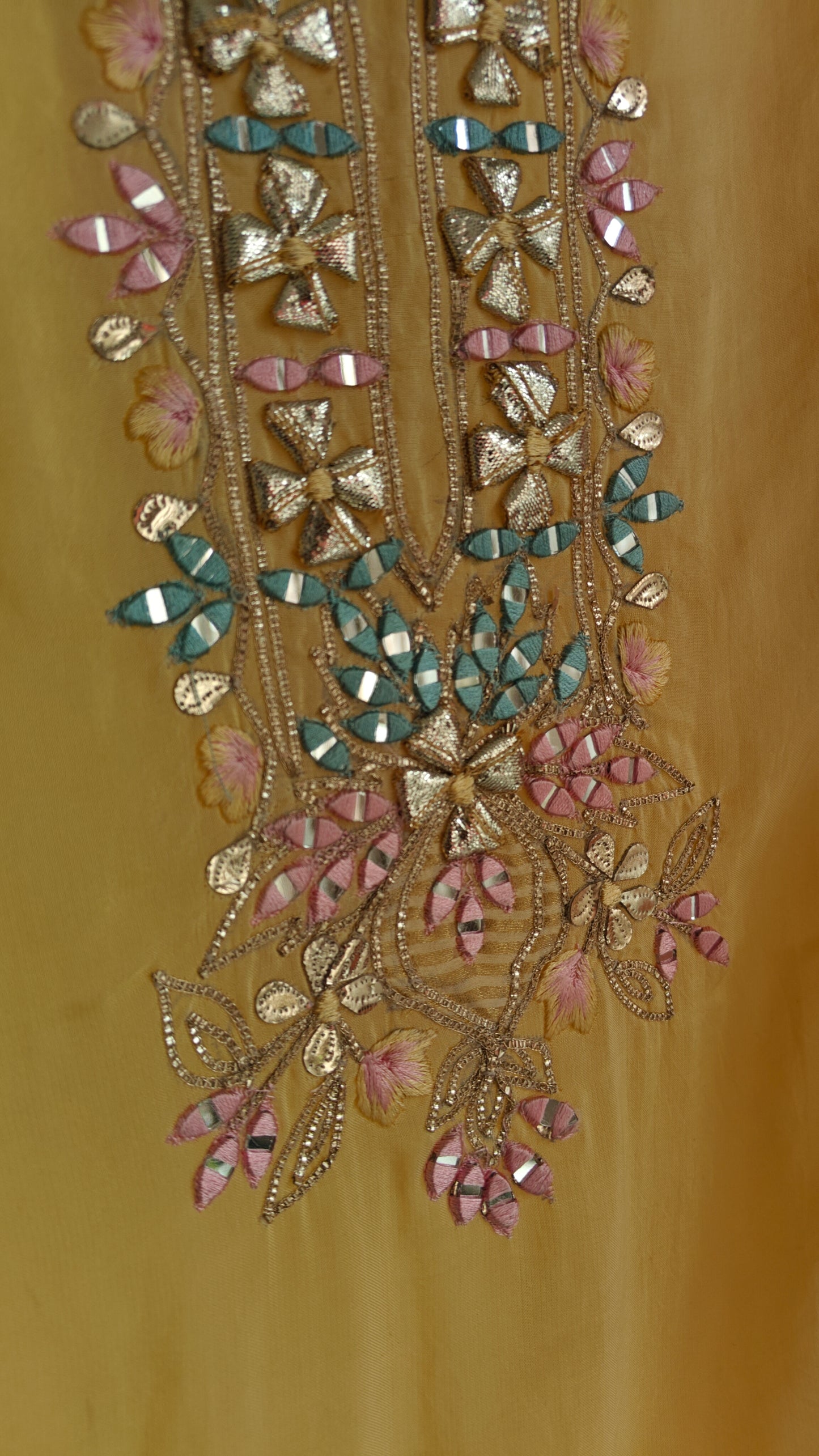 Georgette Gotta Patti Unstitched Suit