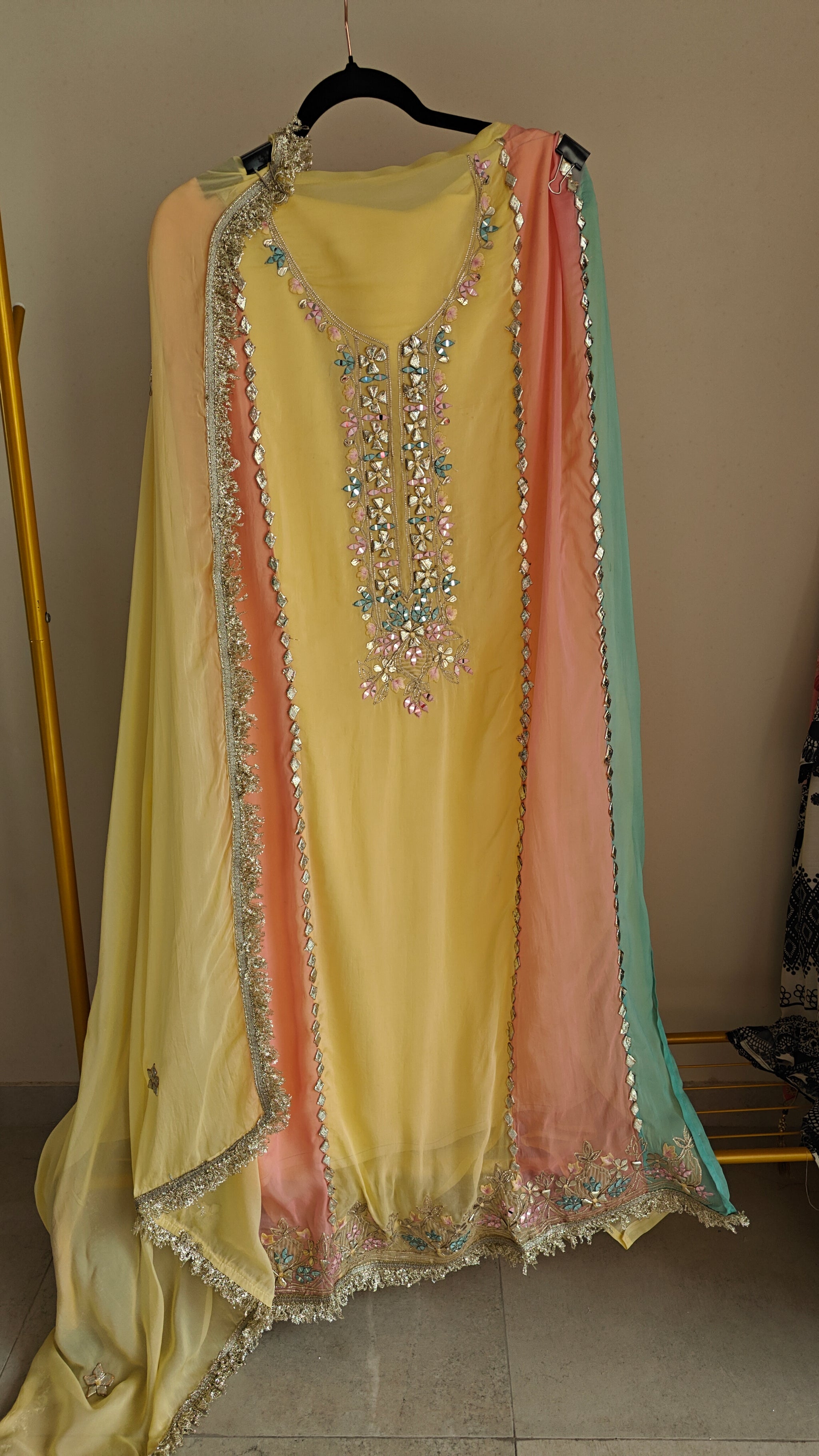 Georgette Gotta Patti Unstitched Suit