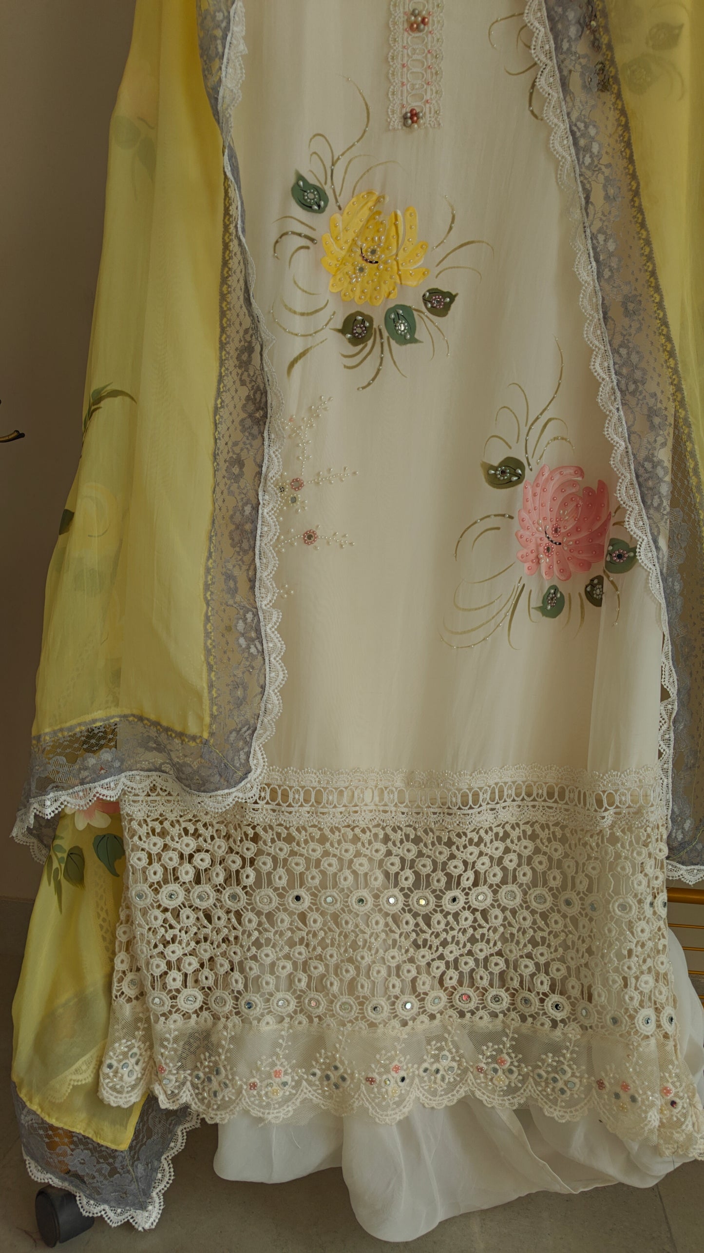 Handpainted and pearl embroidery Unstitched suit