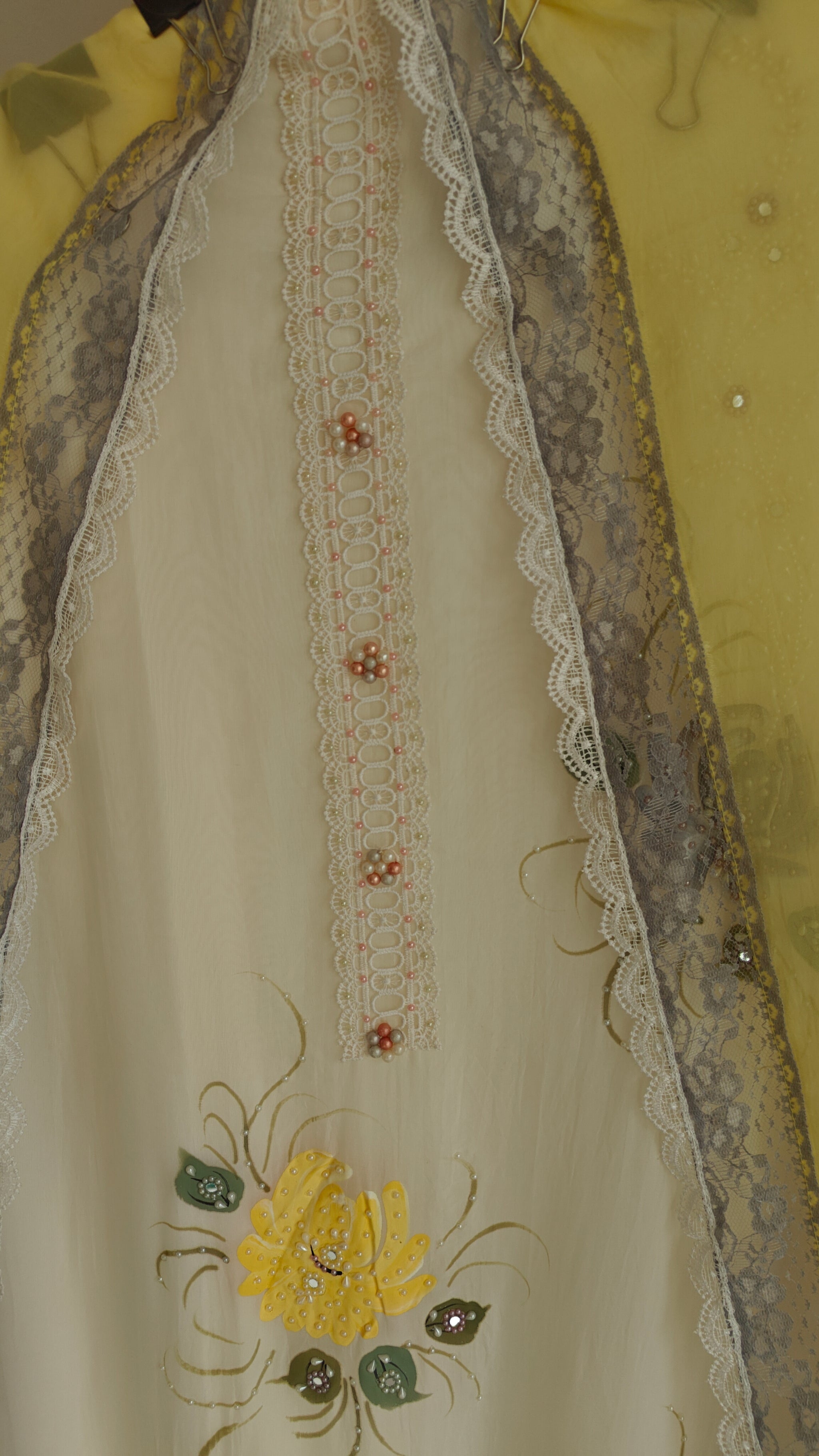 Handpainted and pearl embroidery Unstitched suit