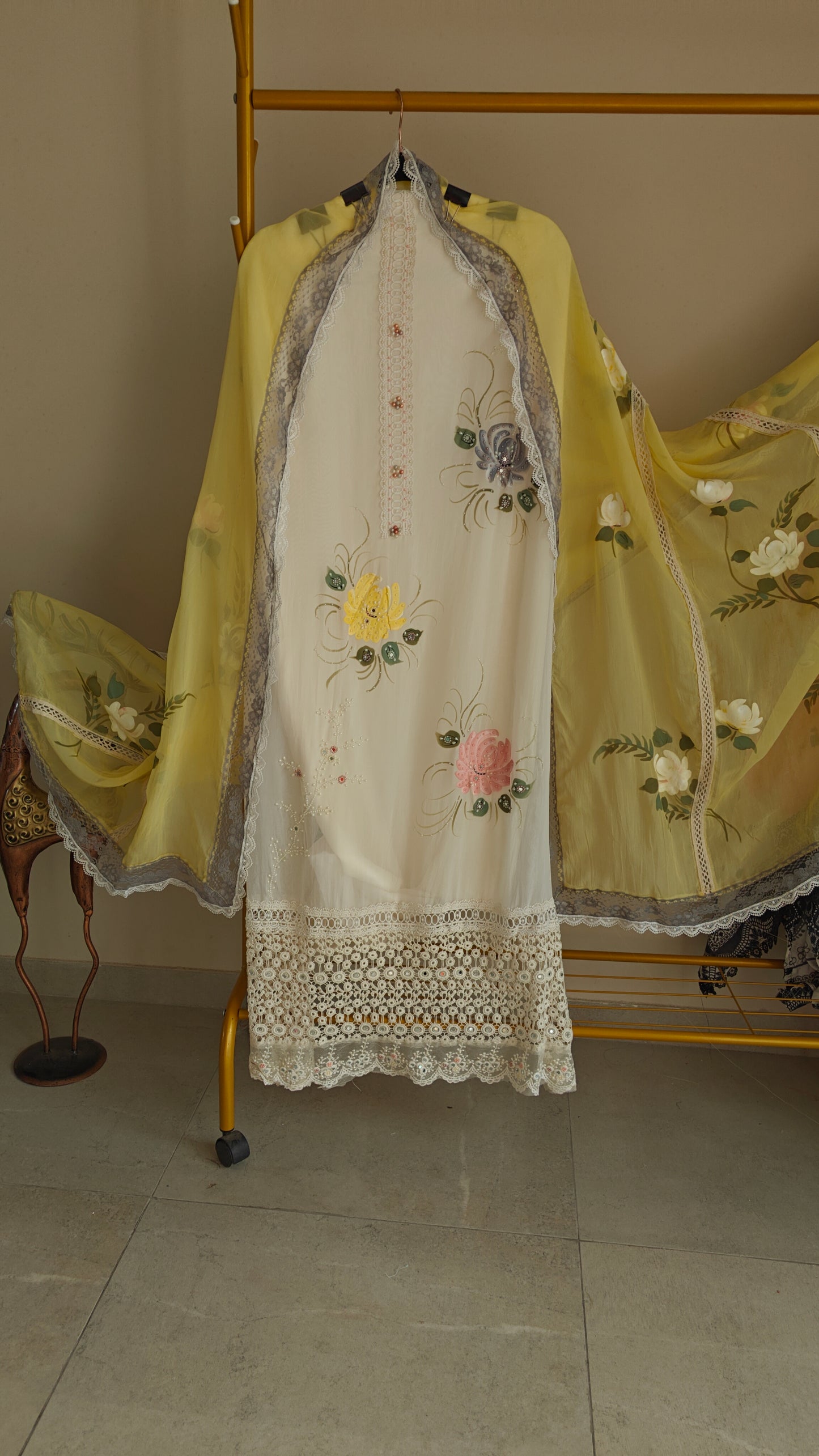 Handpainted and pearl embroidery Unstitched suit