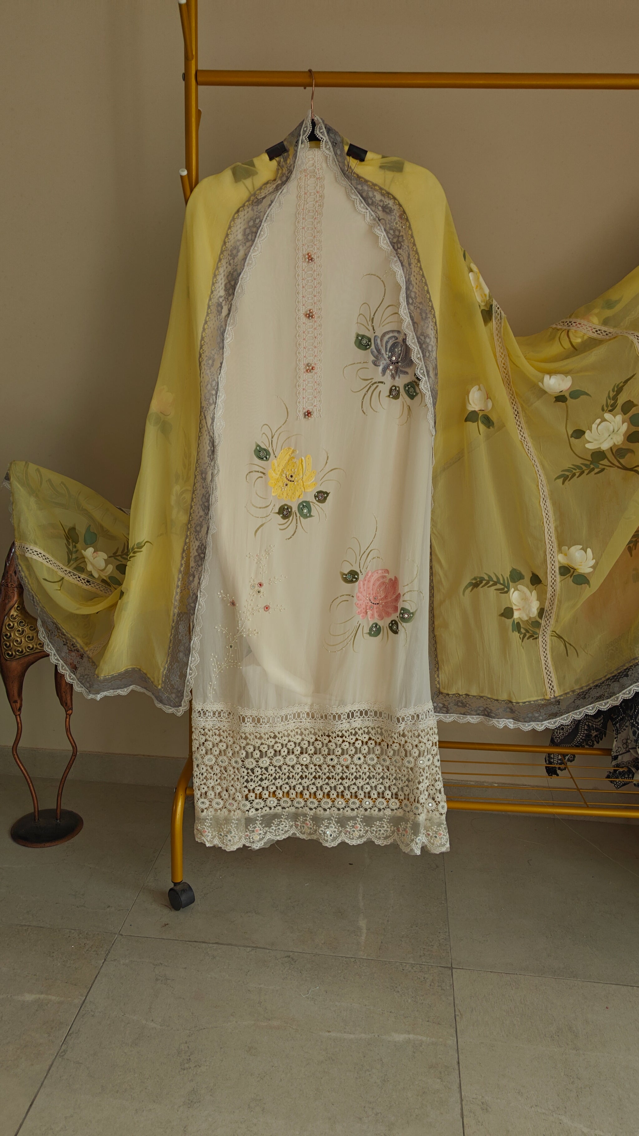 Handpainted and pearl embroidery Unstitched suit