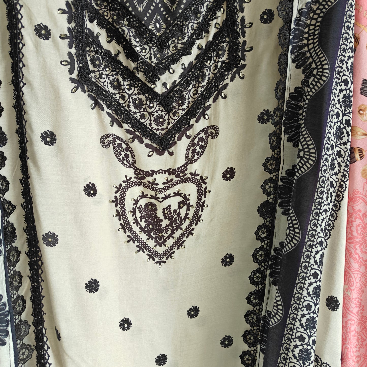 Masleen Kurta with Printed Dupatta Pakistani style.
