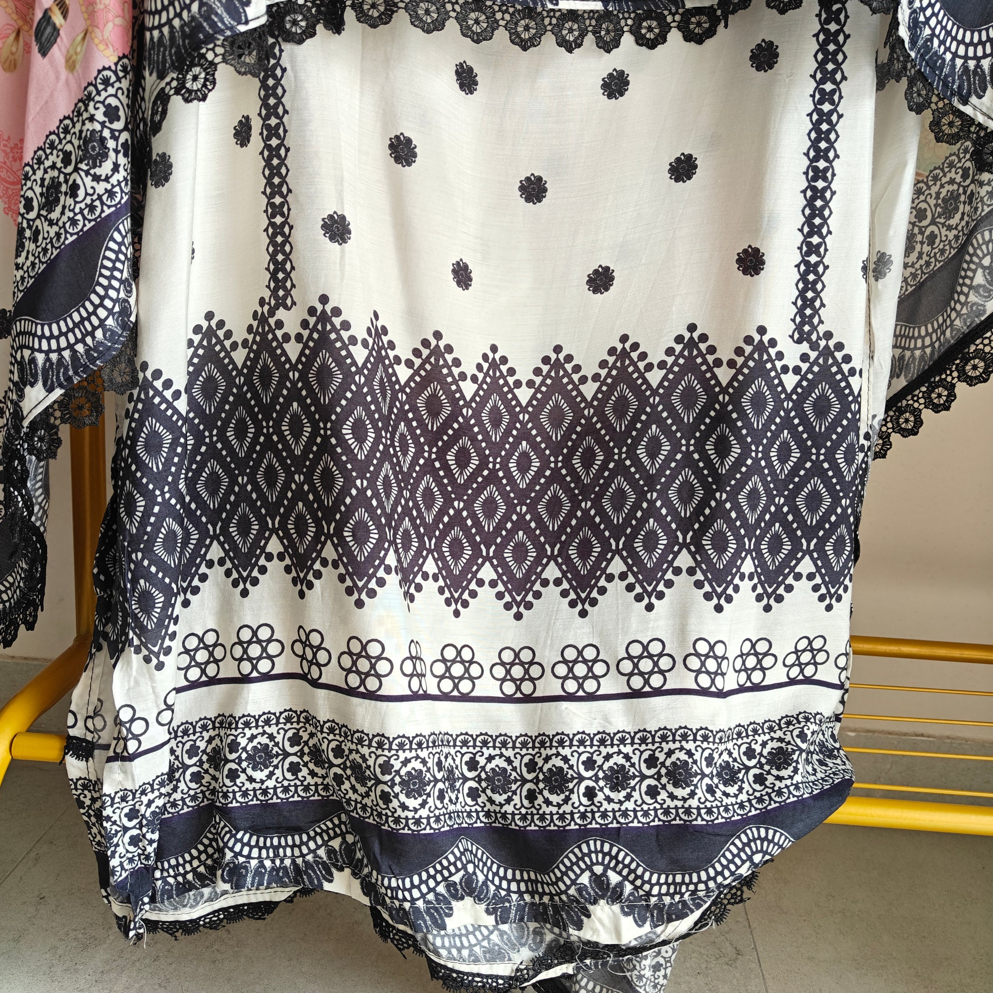 Masleen Kurta with Printed Dupatta Pakistani style.