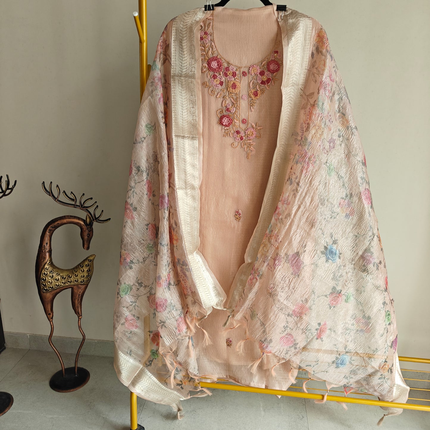 Soft Zari kota kurta with tissue dupatta.