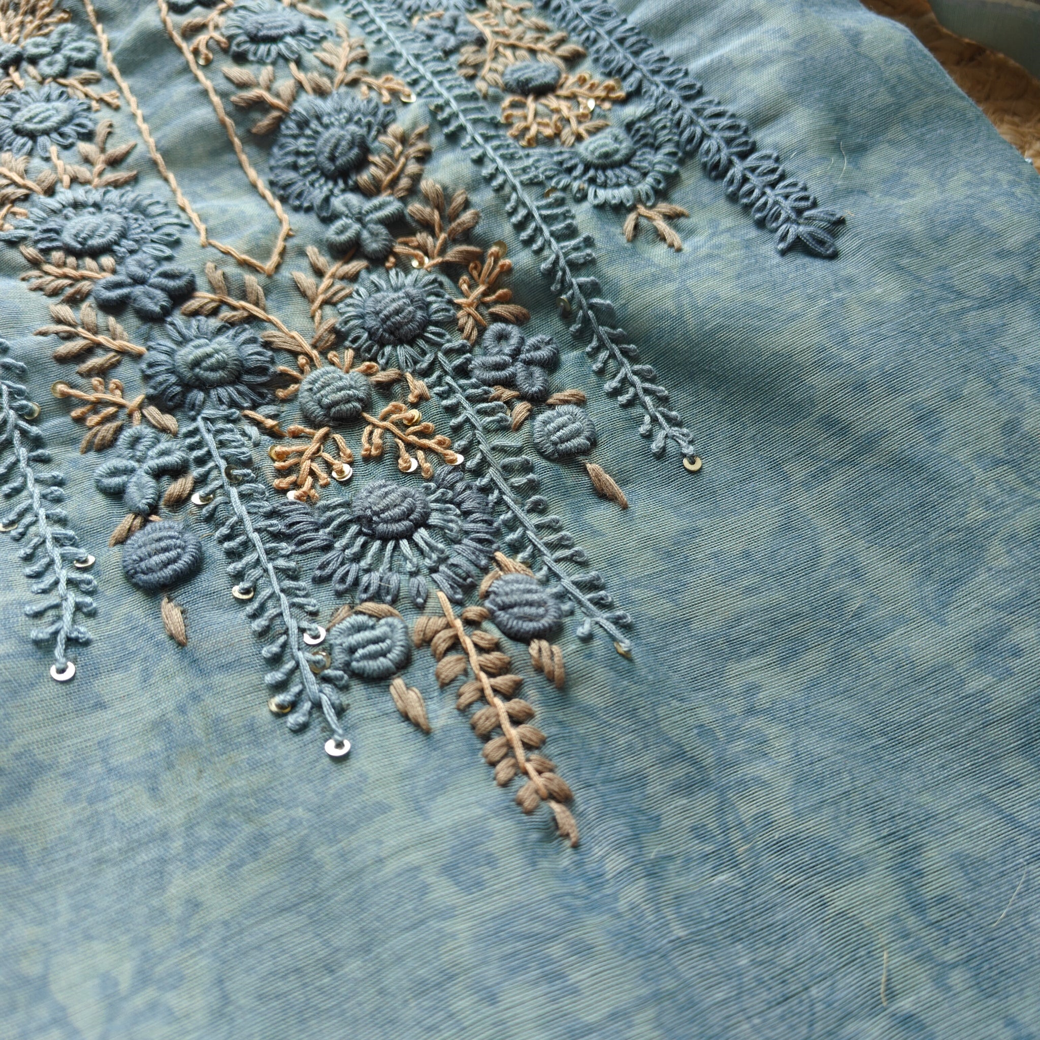 Blue chanderi cotton knot embroidery with resham thread and jamdani