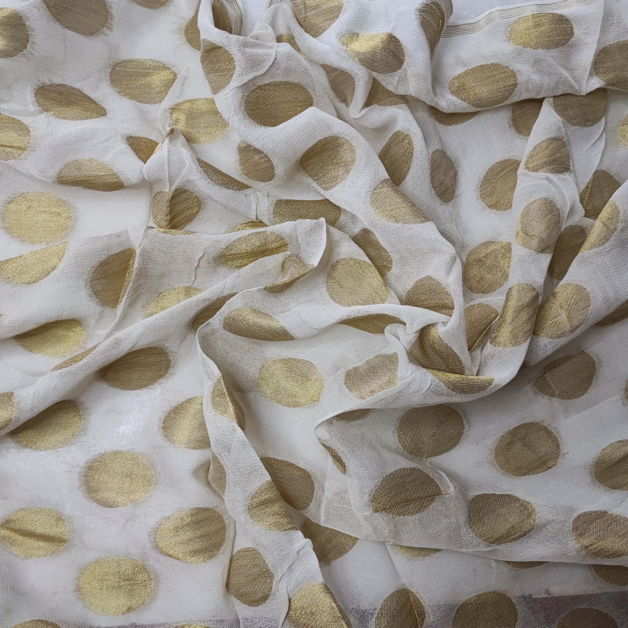 Dyeable Georgette Big Banarasi Booti