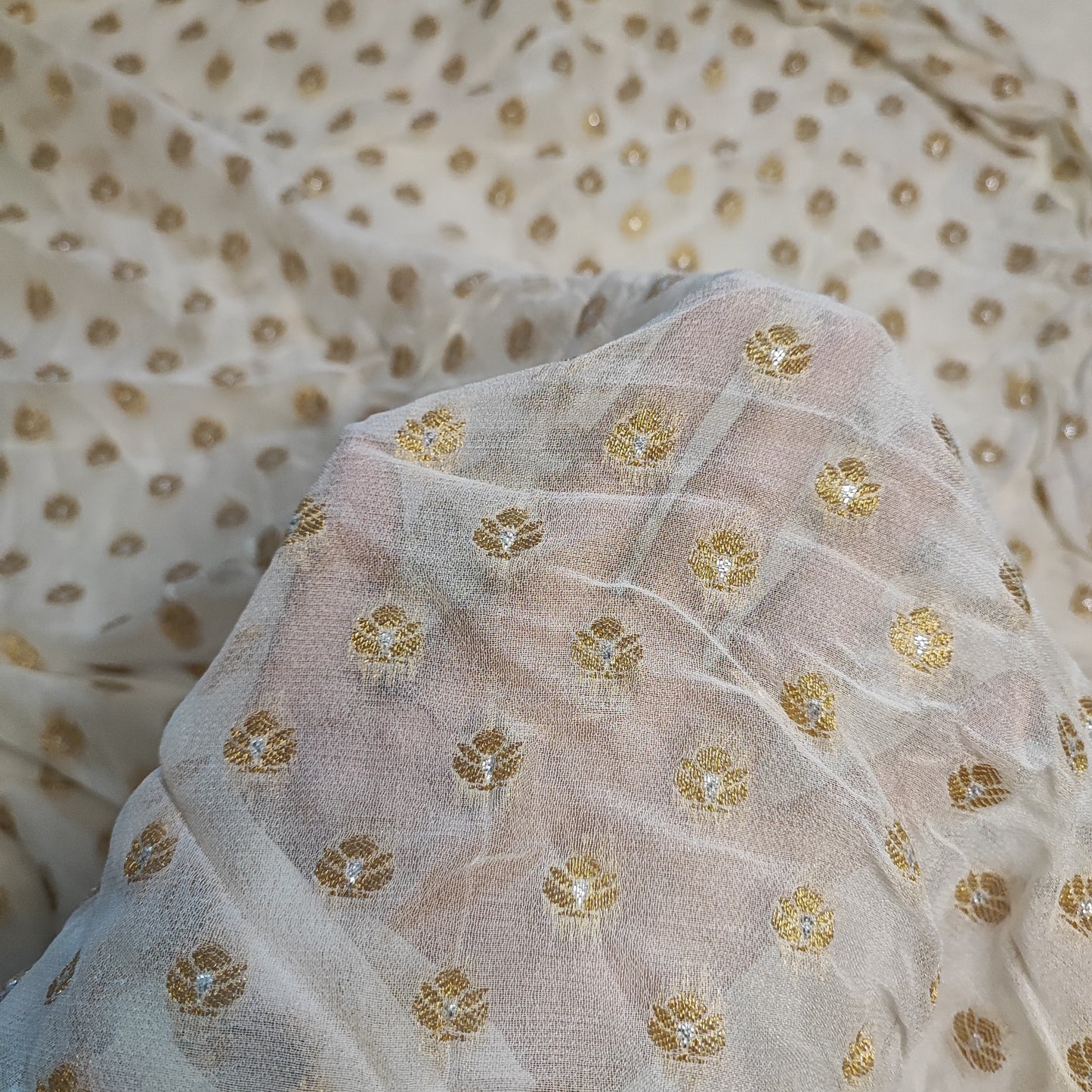Dyeable Georgette Banarasi Small Booti