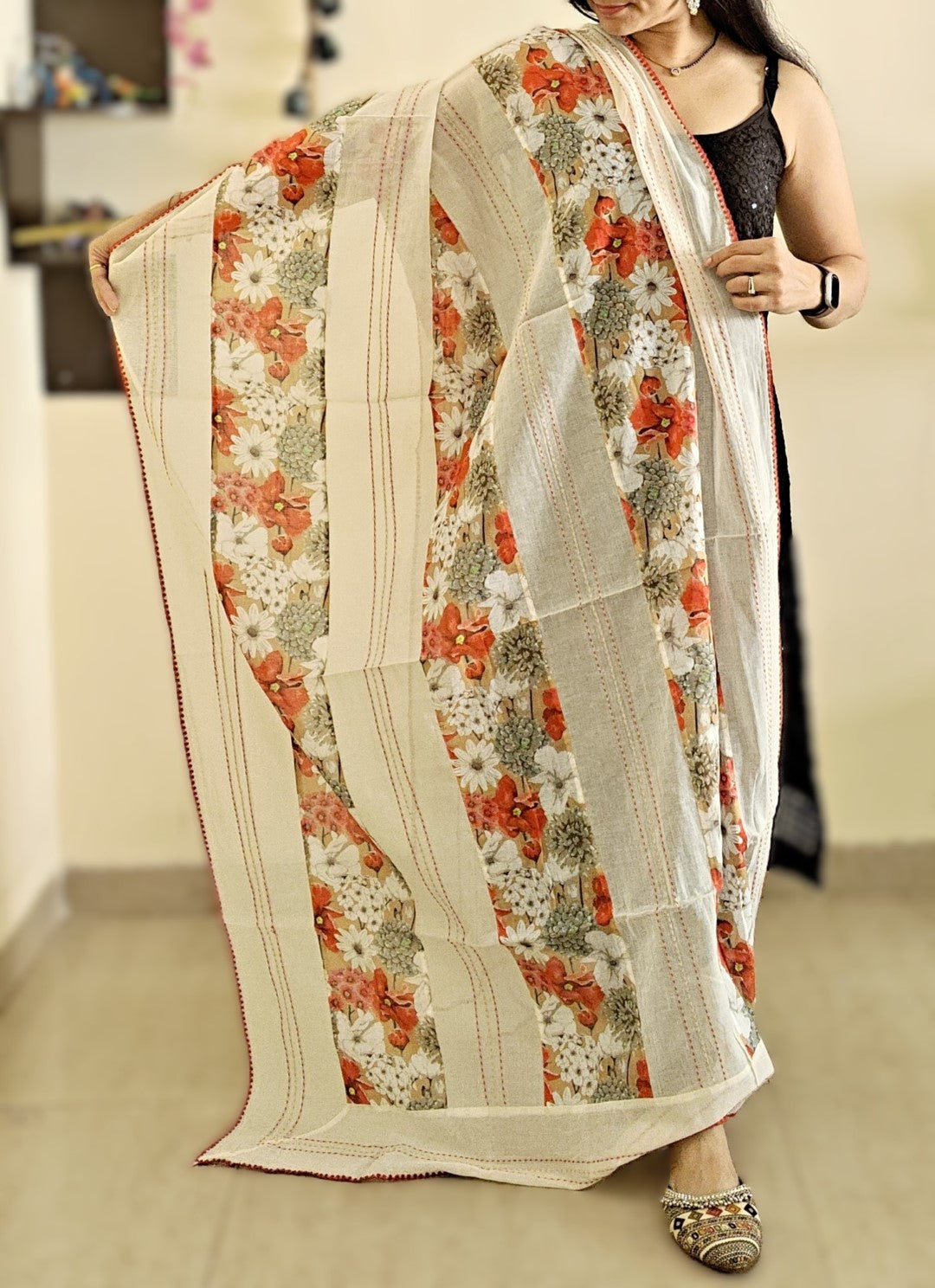 Cotton Printed Red Floral Kantha work Dupatta