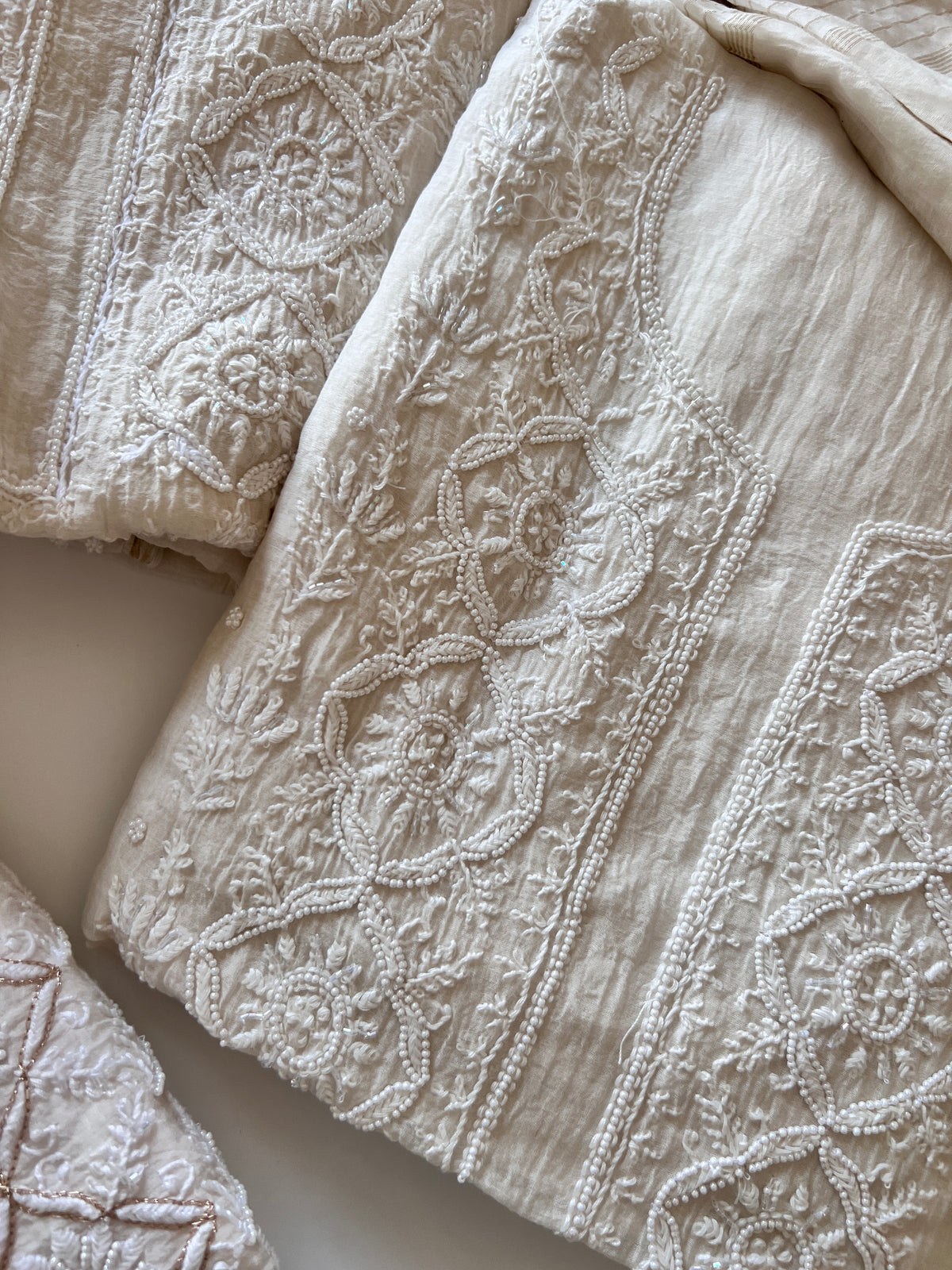 Pure lucknowi Mul handwork chikankari Kurta Dupatta set (No Bottom)