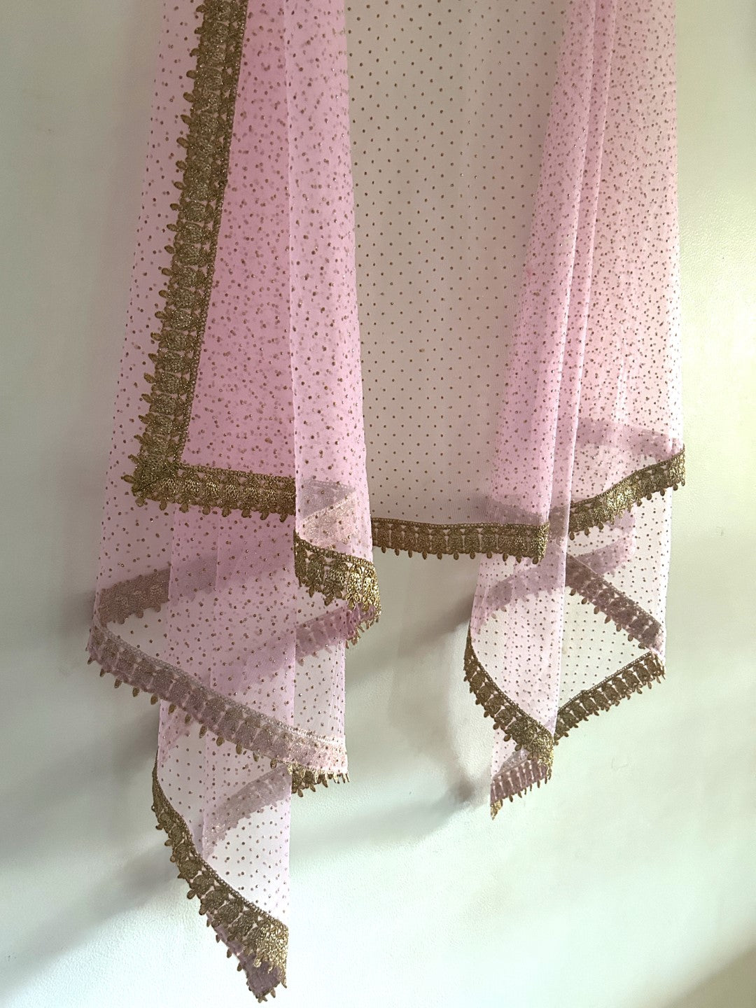 Pink Net dupatta with border. Wedding chunri