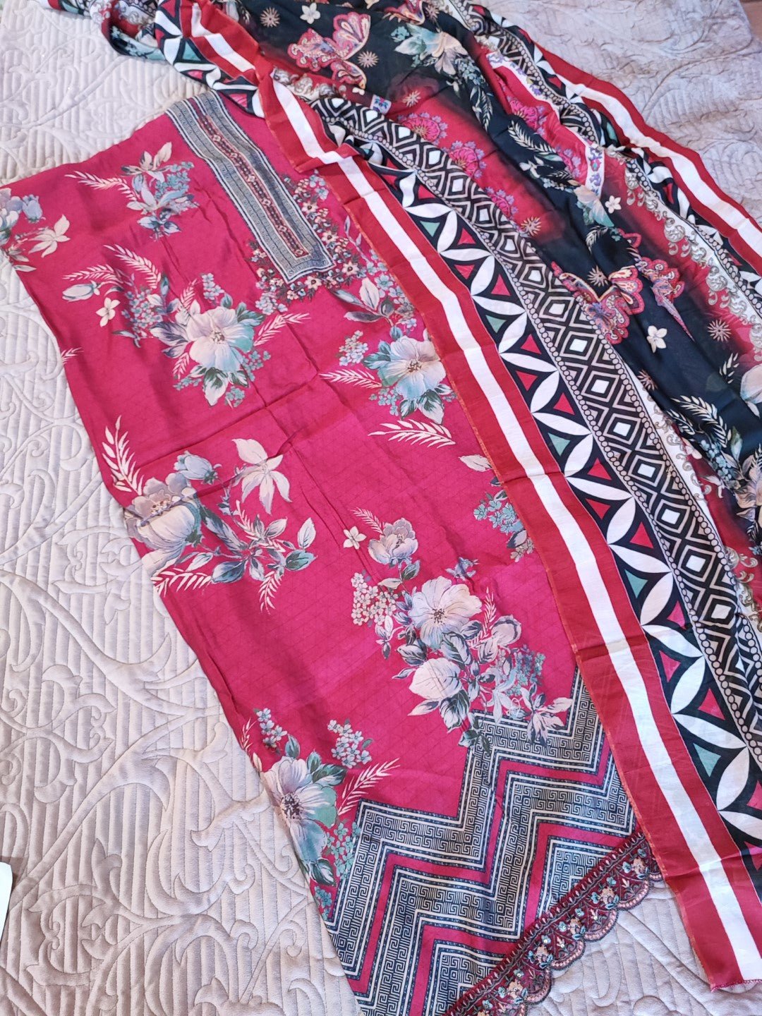 Masleen Printed Kurta Dupatta Pakistani style. - Neel Creations By Saanvi