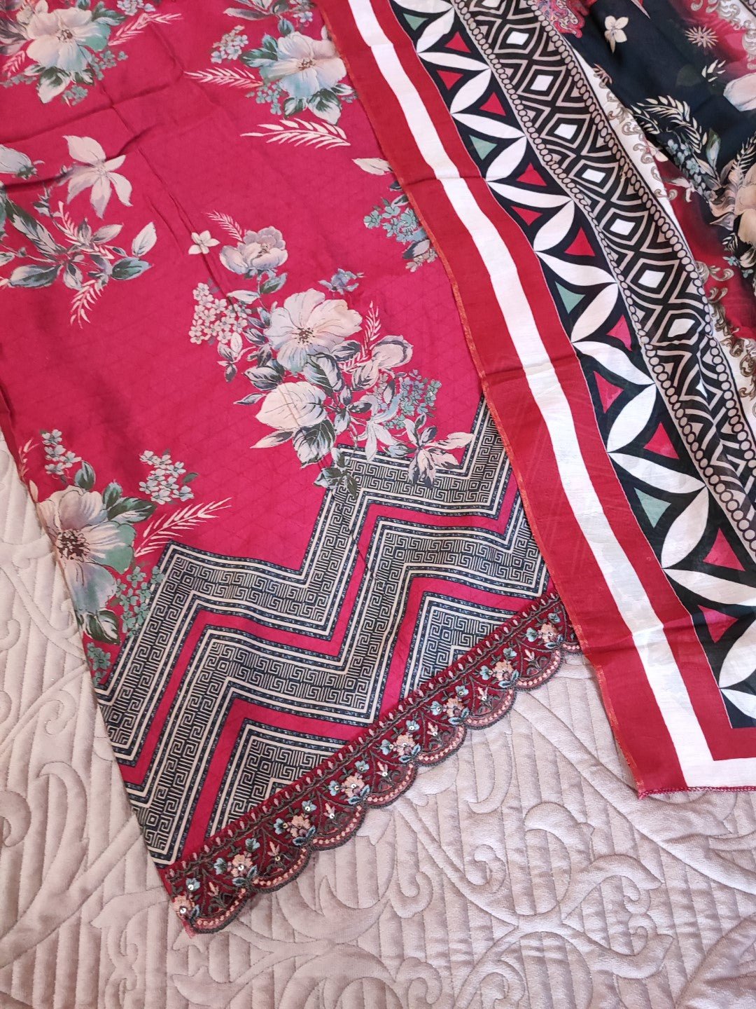 Masleen Printed Kurta Dupatta Pakistani style. - Neel Creations By Saanvi