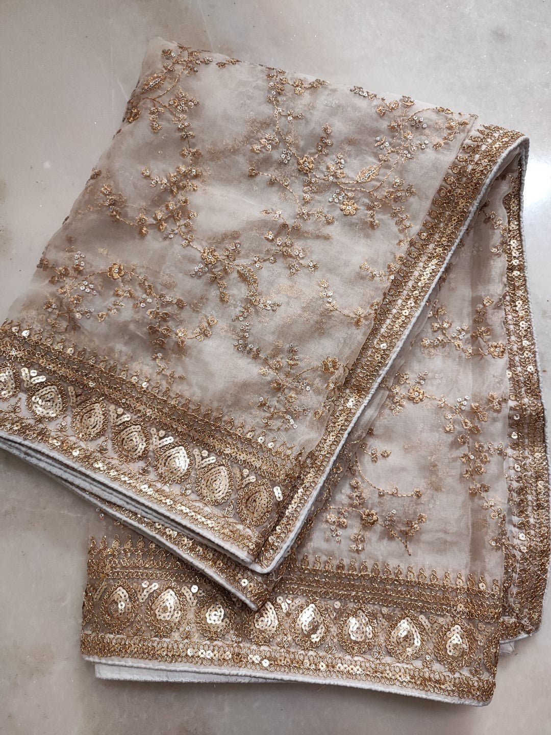 Off white Heavy border dupatta. Sabyasachi inspired Dupatta. - Neel Creations By Saanvi