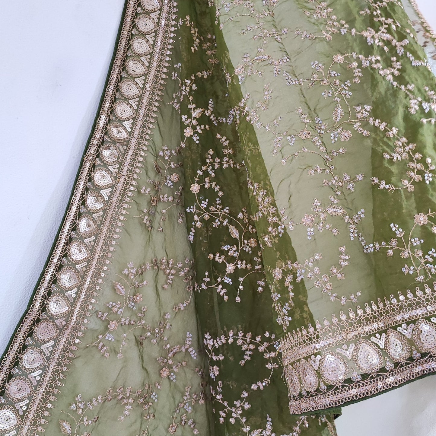 Olive Green organza embroidered dupatta with border. Sabyasachi inspired mehndi green dupatta - Neel Creations By Saanvi