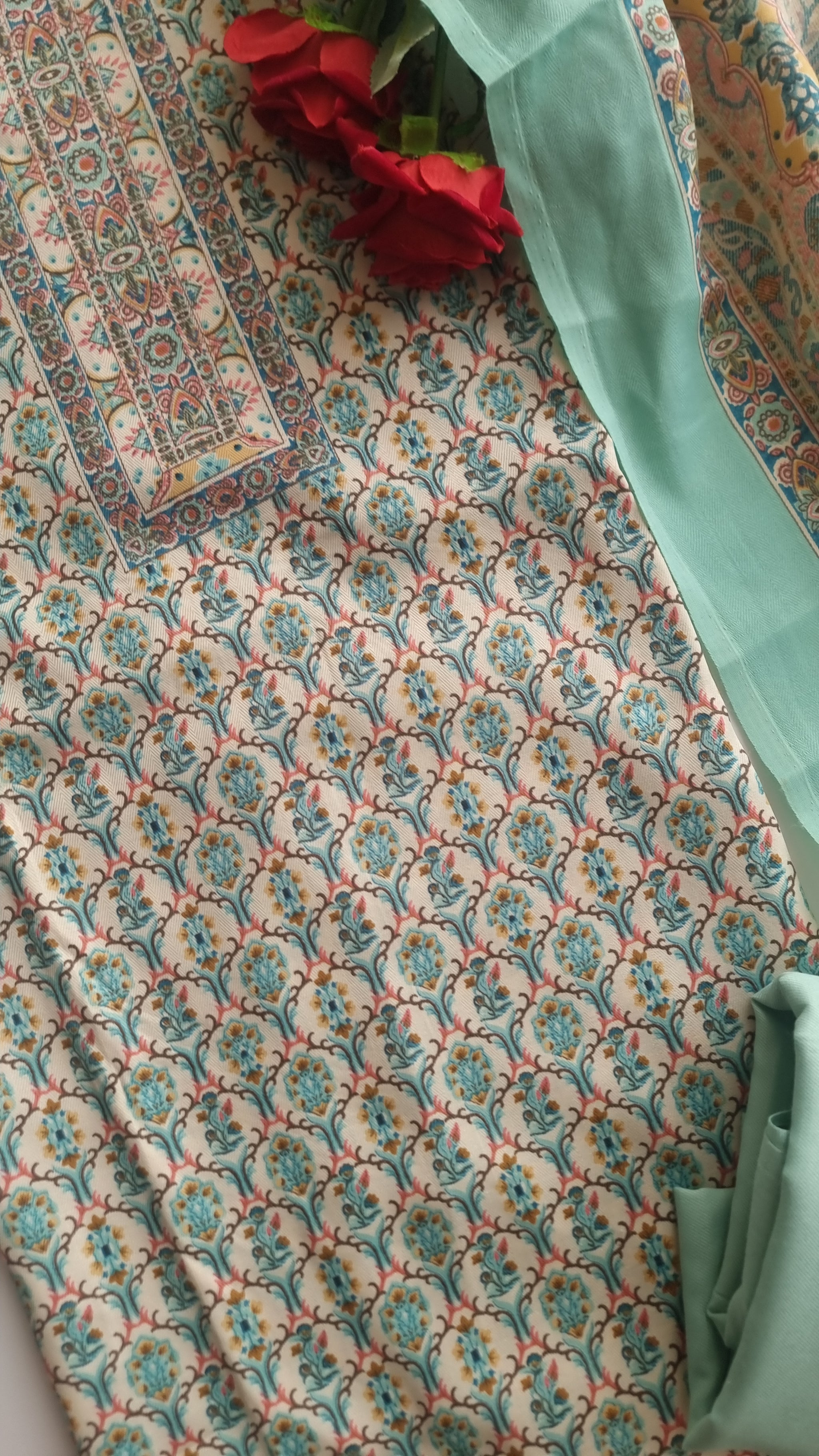 Green Prinred Pashmina Unstitched suit set