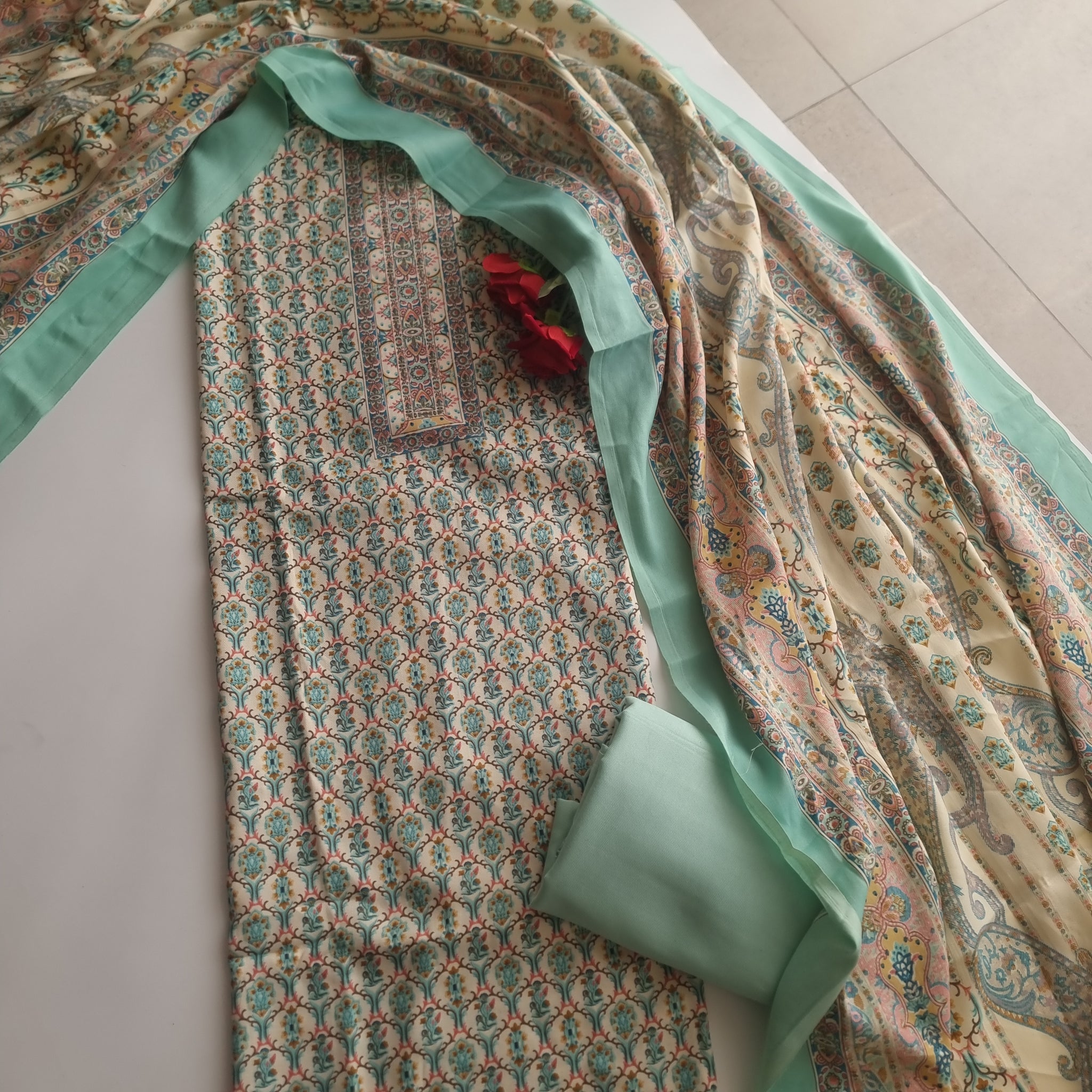 Green Prinred Pashmina Unstitched suit set