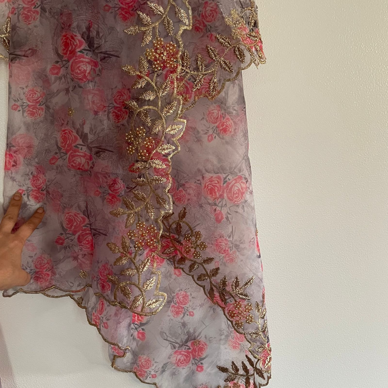 Grey dupatta with print 