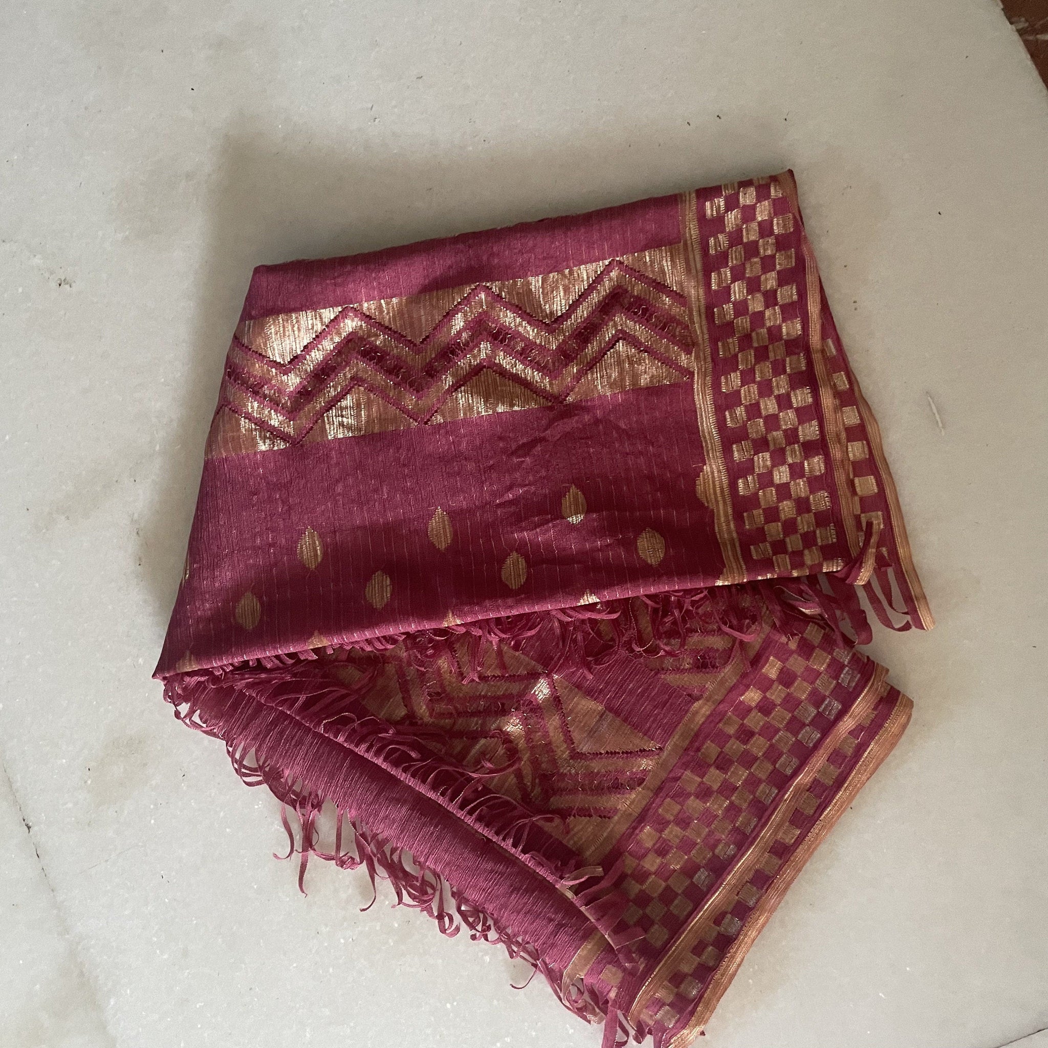 Beautiful dupatta stole for women. Indian dupatta for salwar kameez - Neel Creations By Saanvi