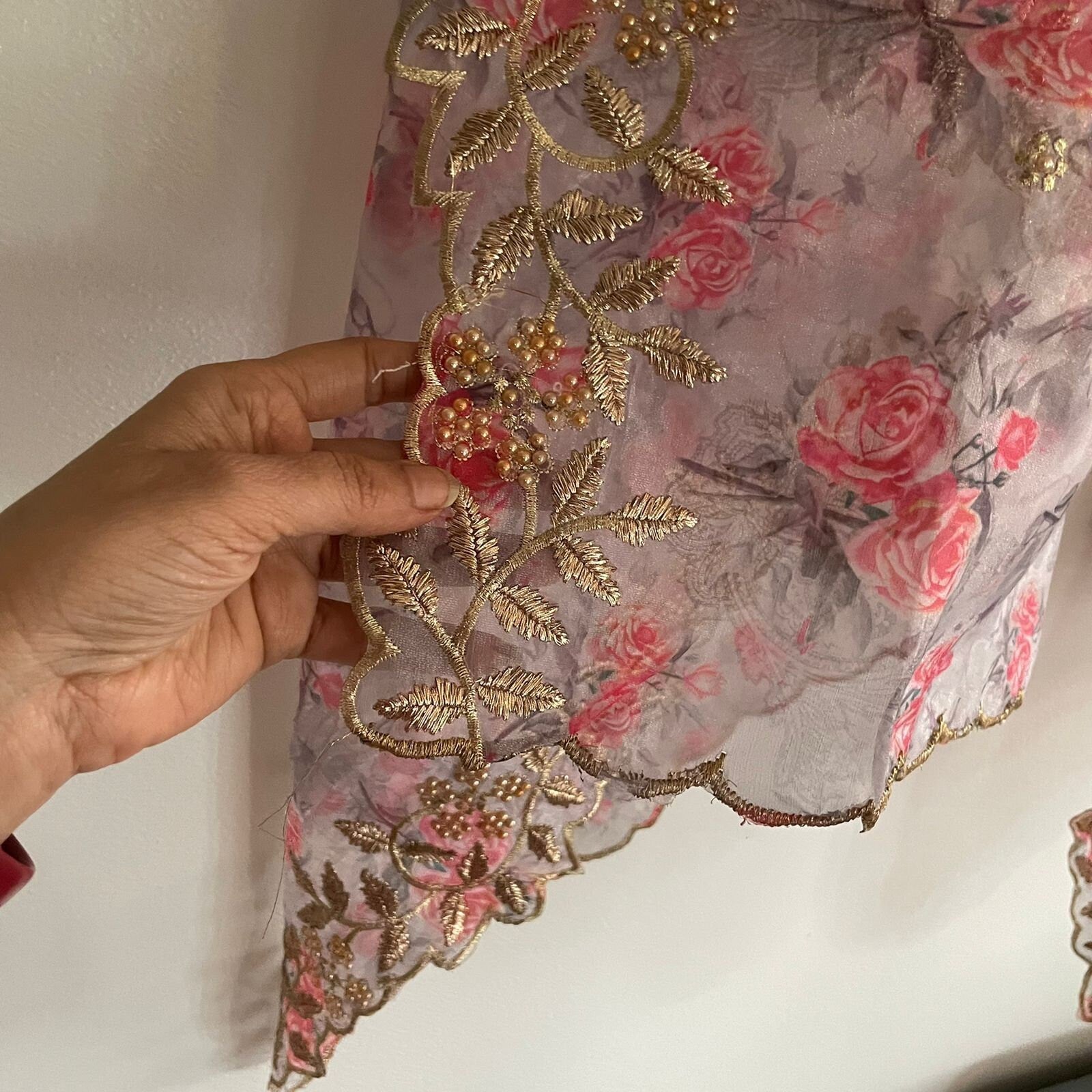 Organza dupatta printed floral dupatta. Dupatta with flowers. Pink flowers - Neel Creations By Saanvi