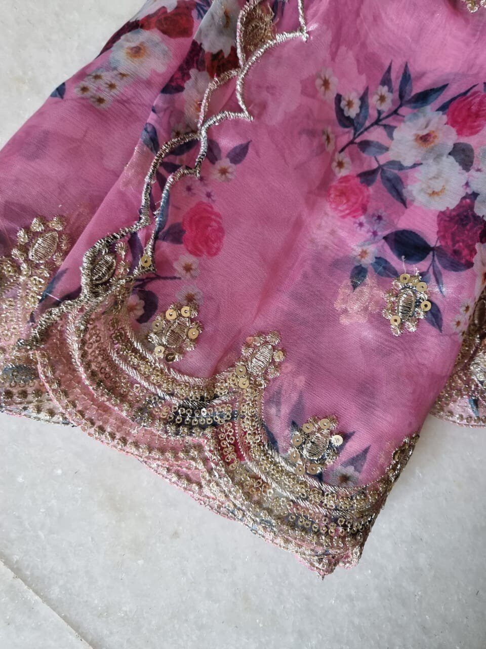 Pink floral dupatta for women. Organza dupatta with embroidered border. - Neel Creations By Saanvi
